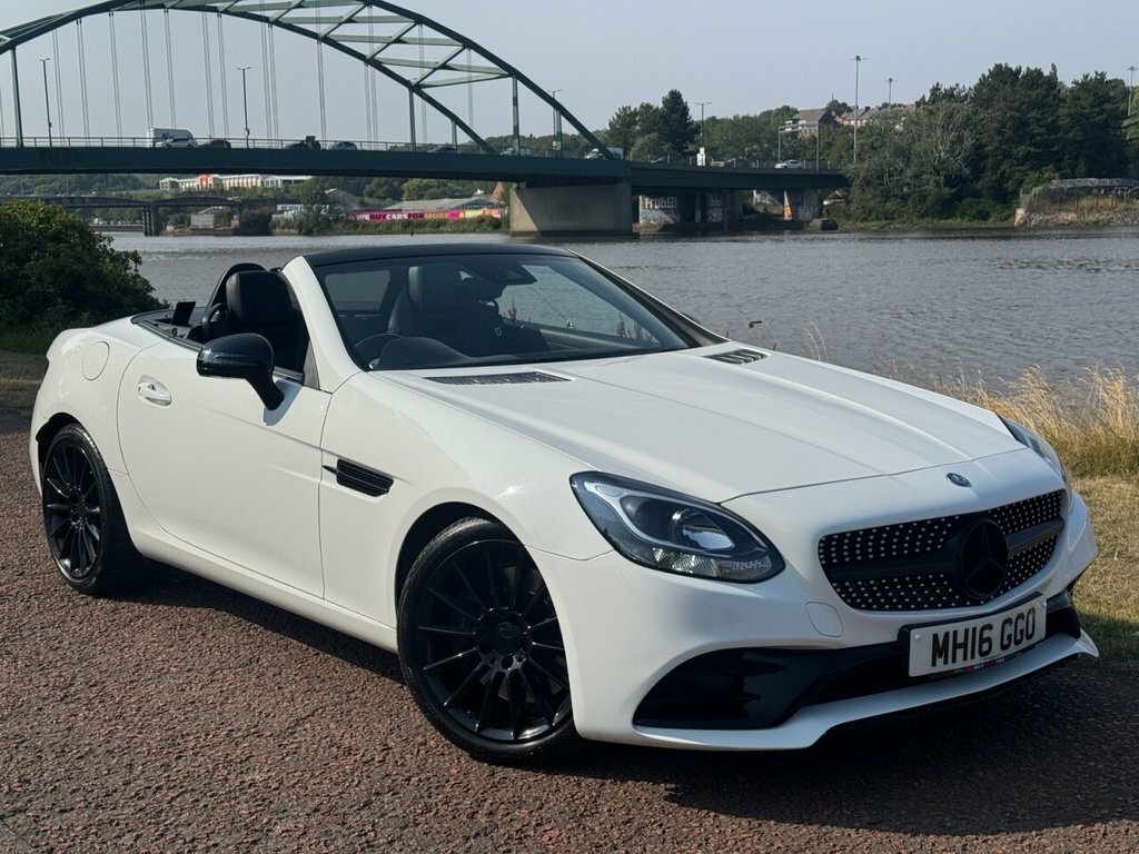 Mercedes-Benz SLC 2L Amg Line White