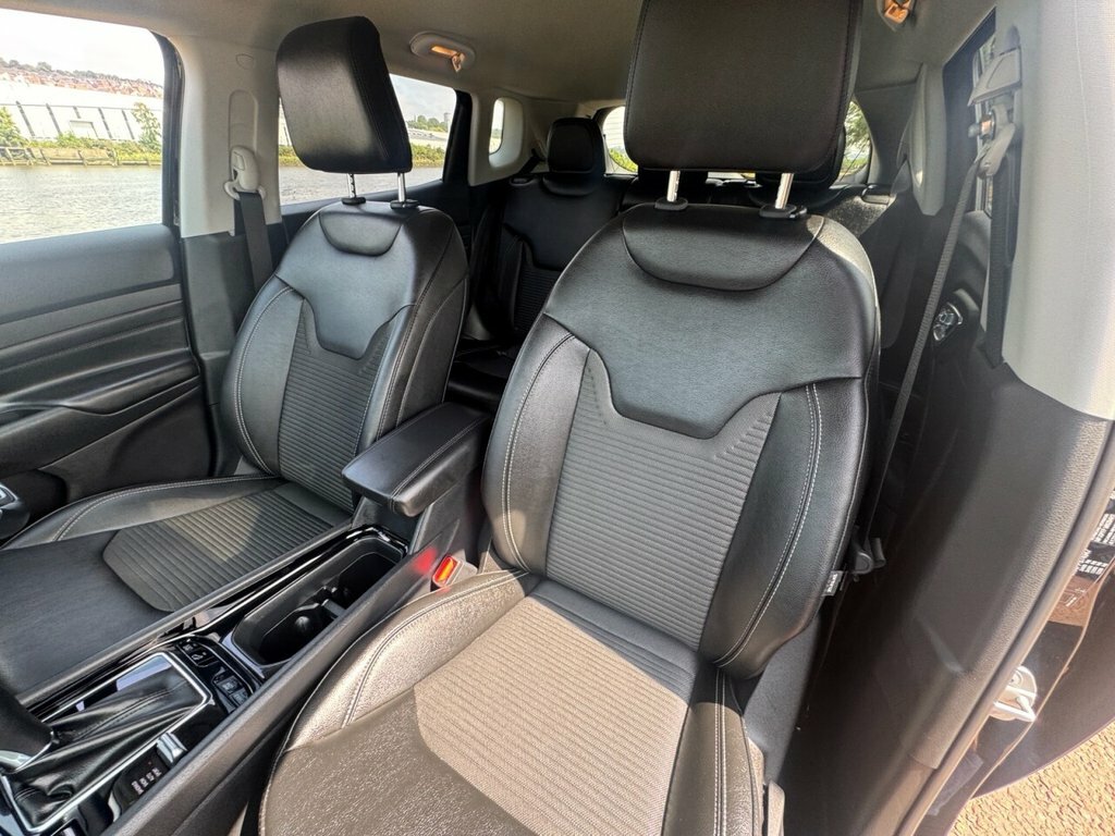 Jeep Compass Compass S Phev White #40