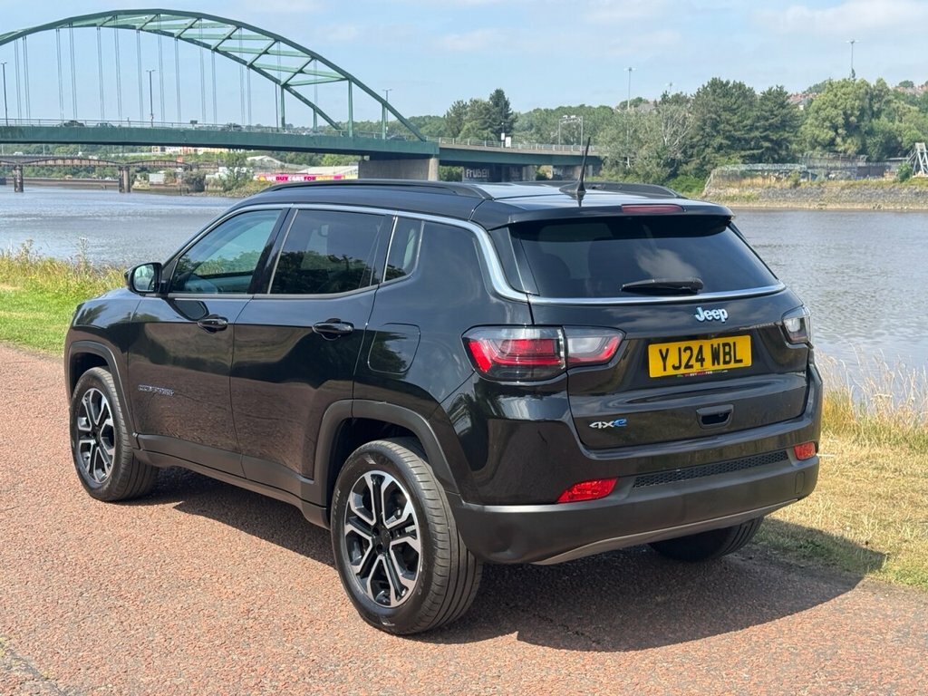 Jeep Compass Compass S Phev White #33