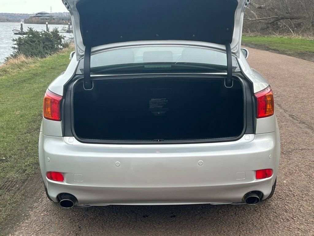 Lexus IS 2.5L Se-i Silver #6