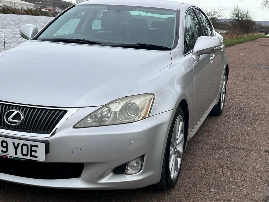 Lexus IS Saloon Black #30