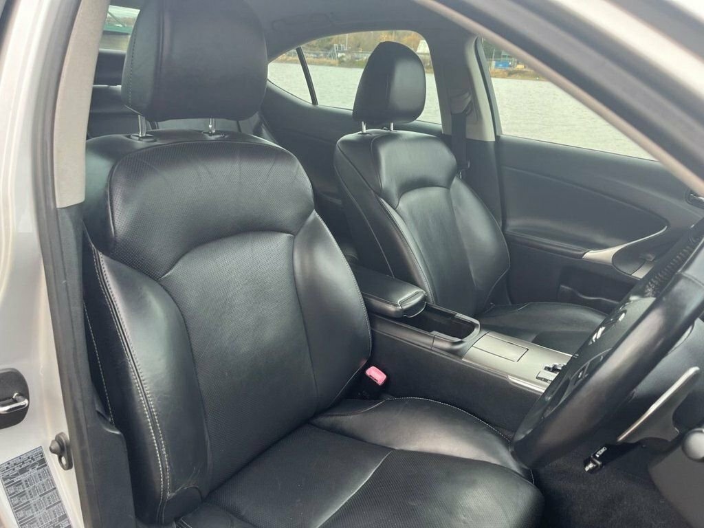 Lexus IS Saloon Black #10