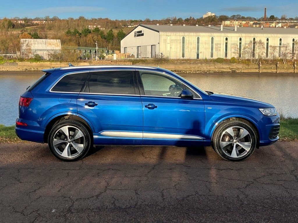 Audi Q7 3L S Line Blue #3