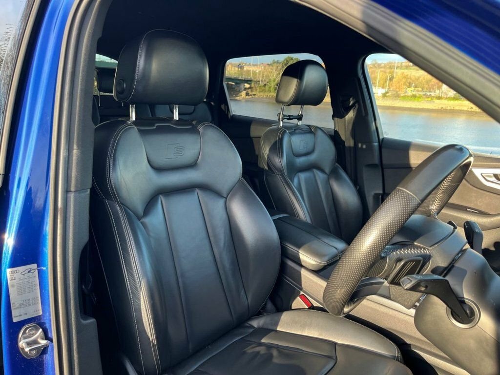 Audi Q7 Suv Grey #11