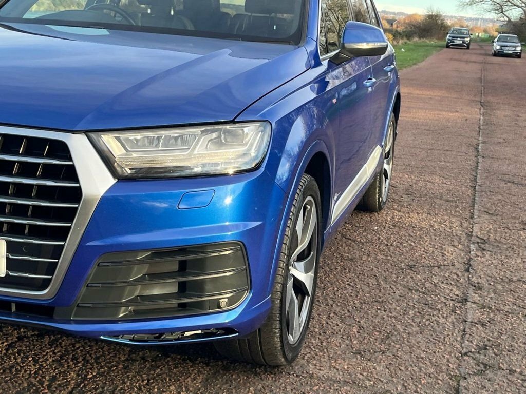 Audi Q7 Suv Grey #34