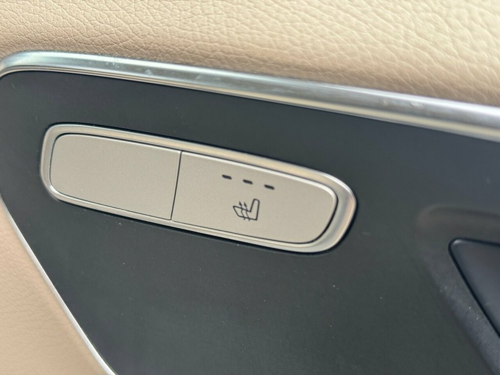 Mercedes-Benz V Class Mpv #19