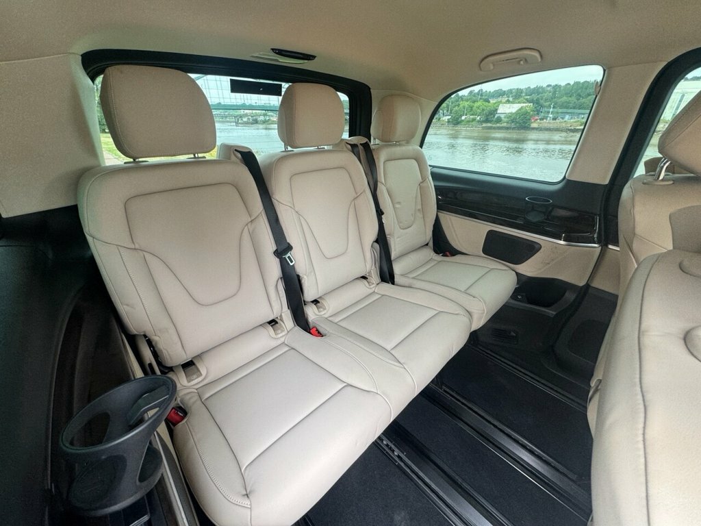Mercedes-Benz V Class Mpv #13