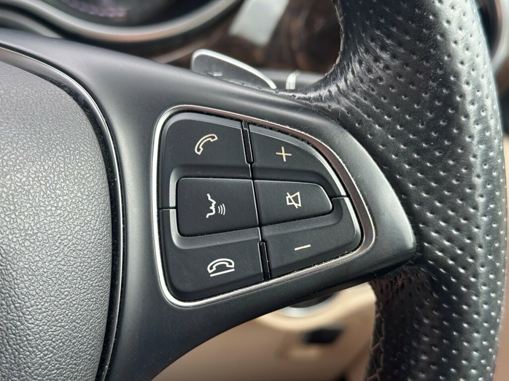 Mercedes-Benz V Class Mpv #21