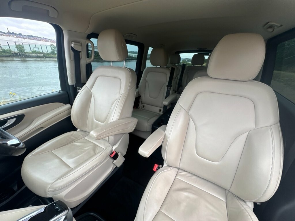Mercedes-Benz V Class Mpv #41