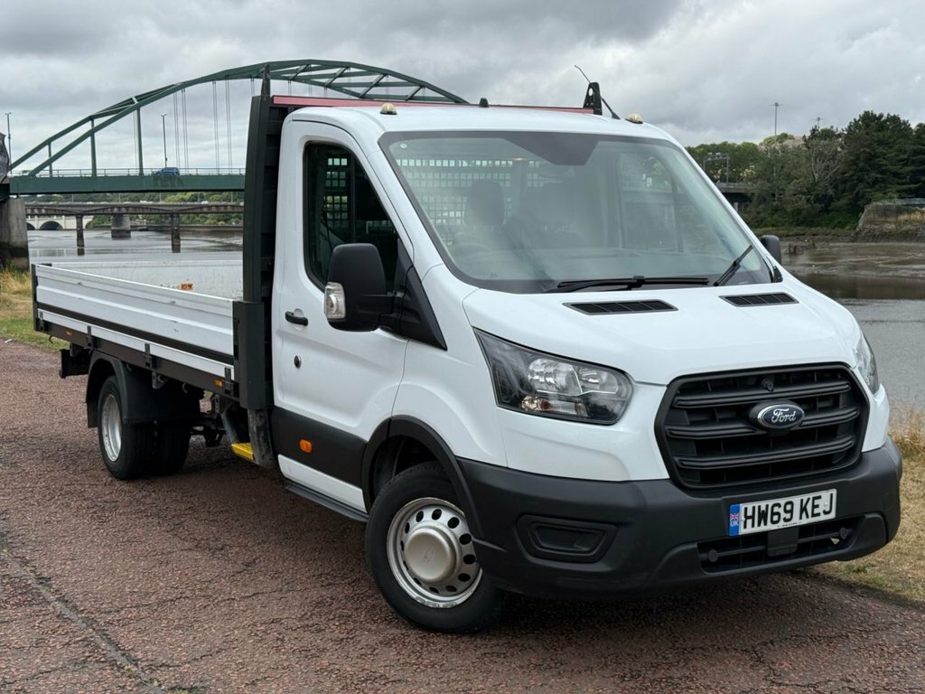 Ford Transit Custom 2L Leader White