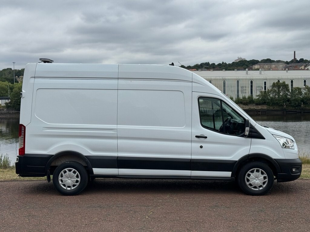 Ford Transit Custom 2L Trend HV22WJN White #6