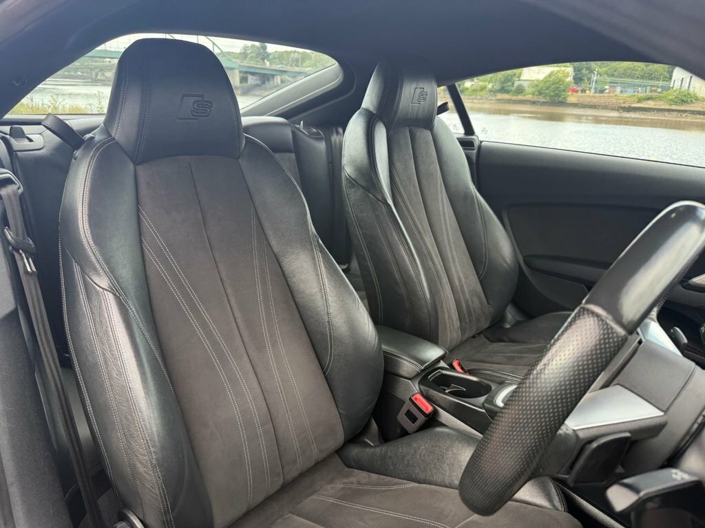 Audi TT Tfsi Quattro S Line Black Edition Black #12