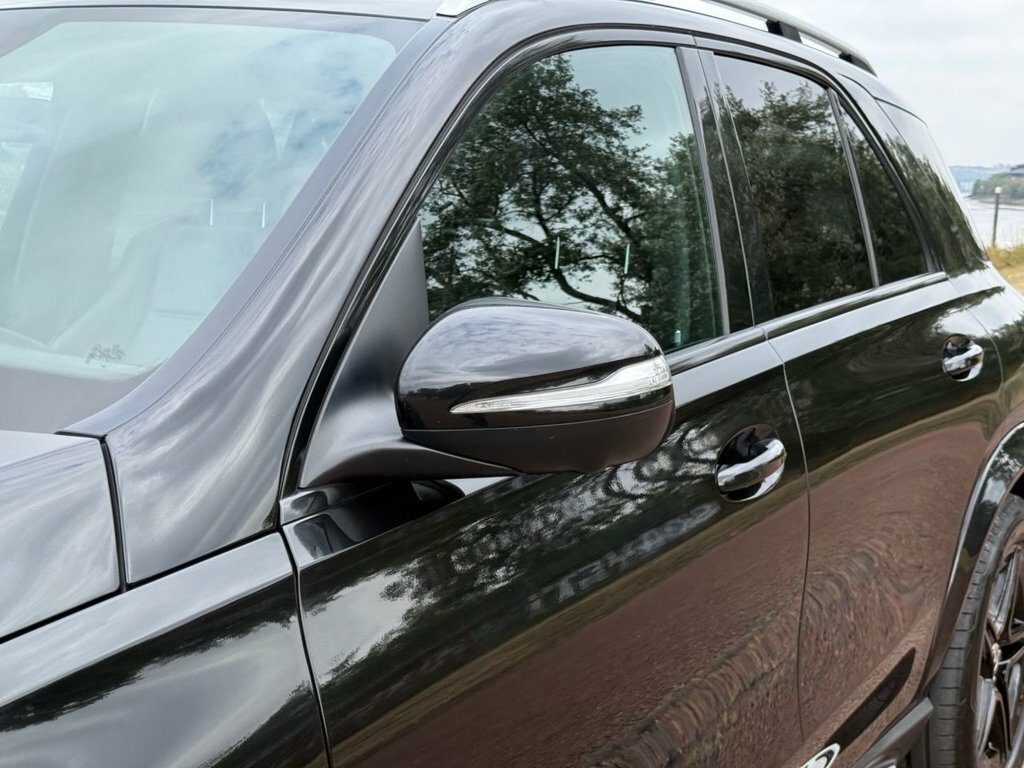 Mercedes-Benz GLE Class  Black #44