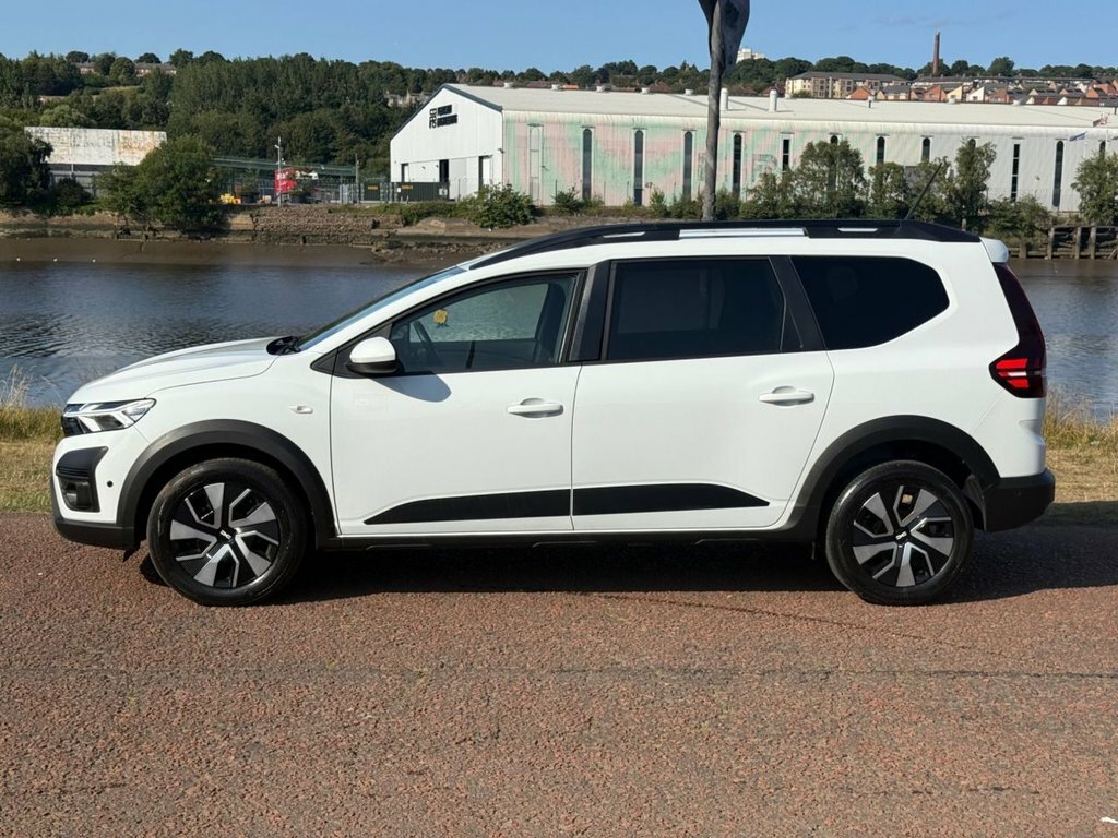 Dacia Jogger 1.6 Hev Extreme Estate Grey #32
