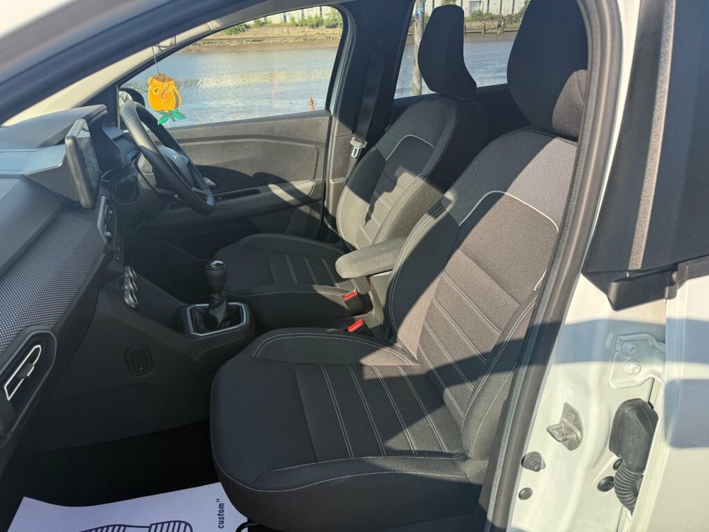 Dacia Jogger 1.6 Hev Extreme Estate Grey #41