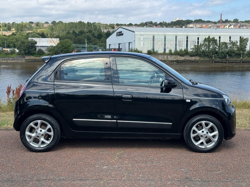 Renault Twingo 1L Dynamique Black #5