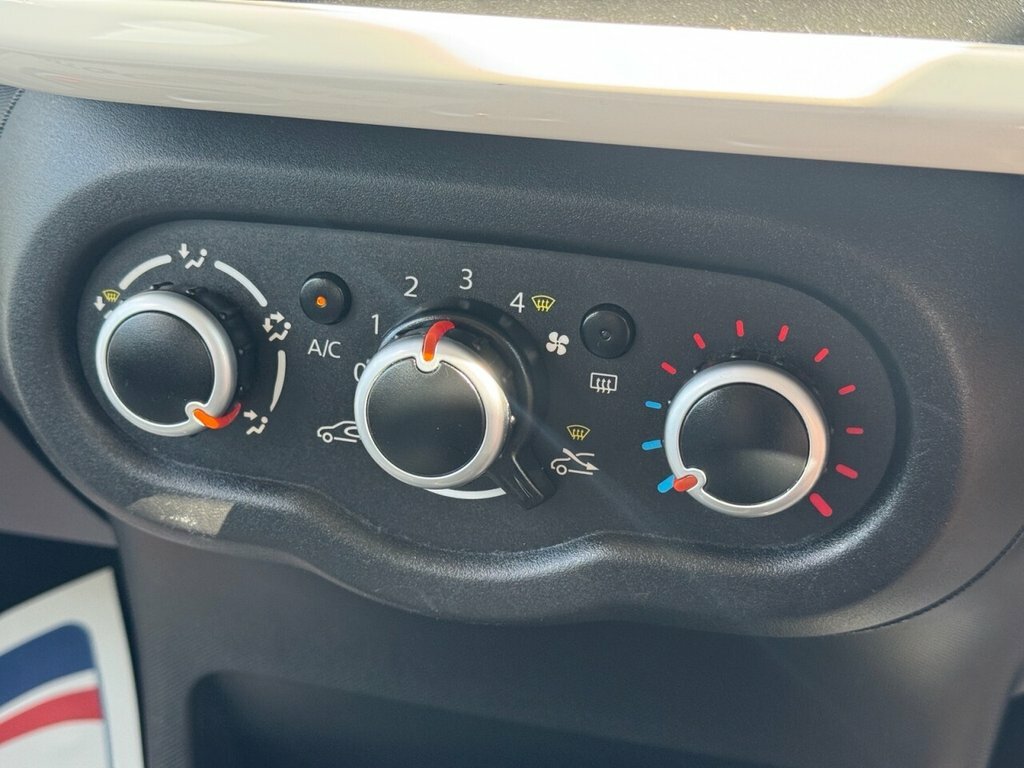 Renault Twingo 1.0 Play Sce 5-Door Blue #20