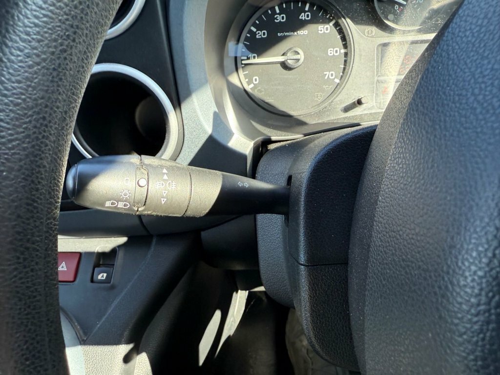 Peugeot Partner Tepee Tepee 1.6 Vti Tepee S Grey #24