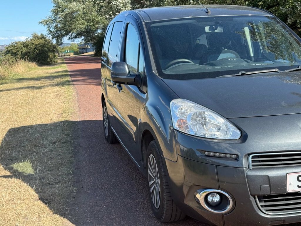 Peugeot Partner Tepee Tepee 1.6 Vti Tepee S Grey #31