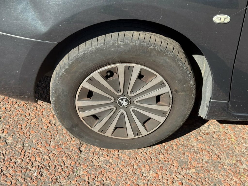 Peugeot Partner Tepee Tepee 1.6 Vti Tepee S Grey #33