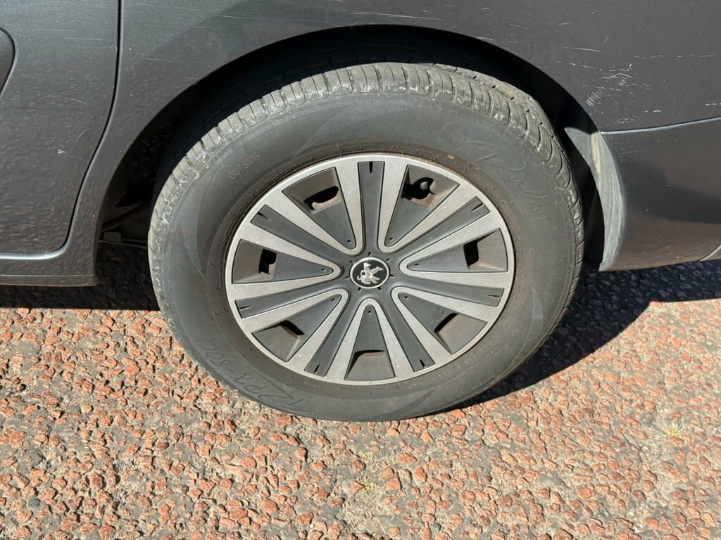 Peugeot Partner Tepee Tepee 1.6 Vti Tepee S Grey #34