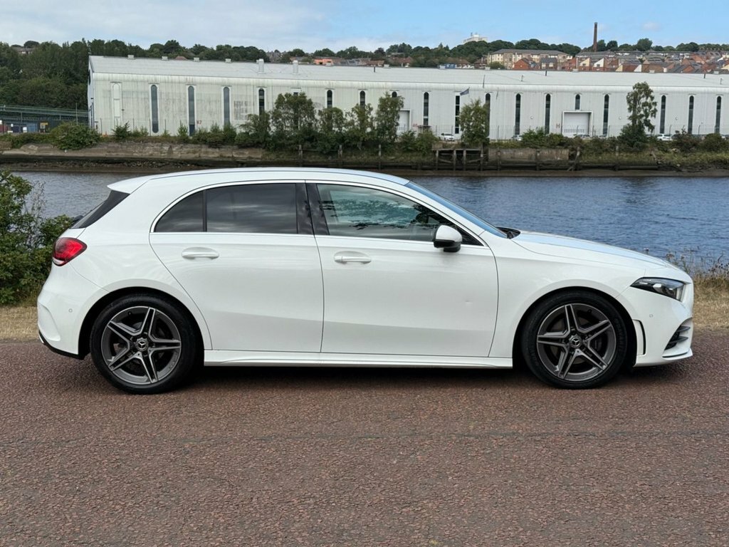 Mercedes-Benz A Class 1.3L Amg Line DX20NKE White #3