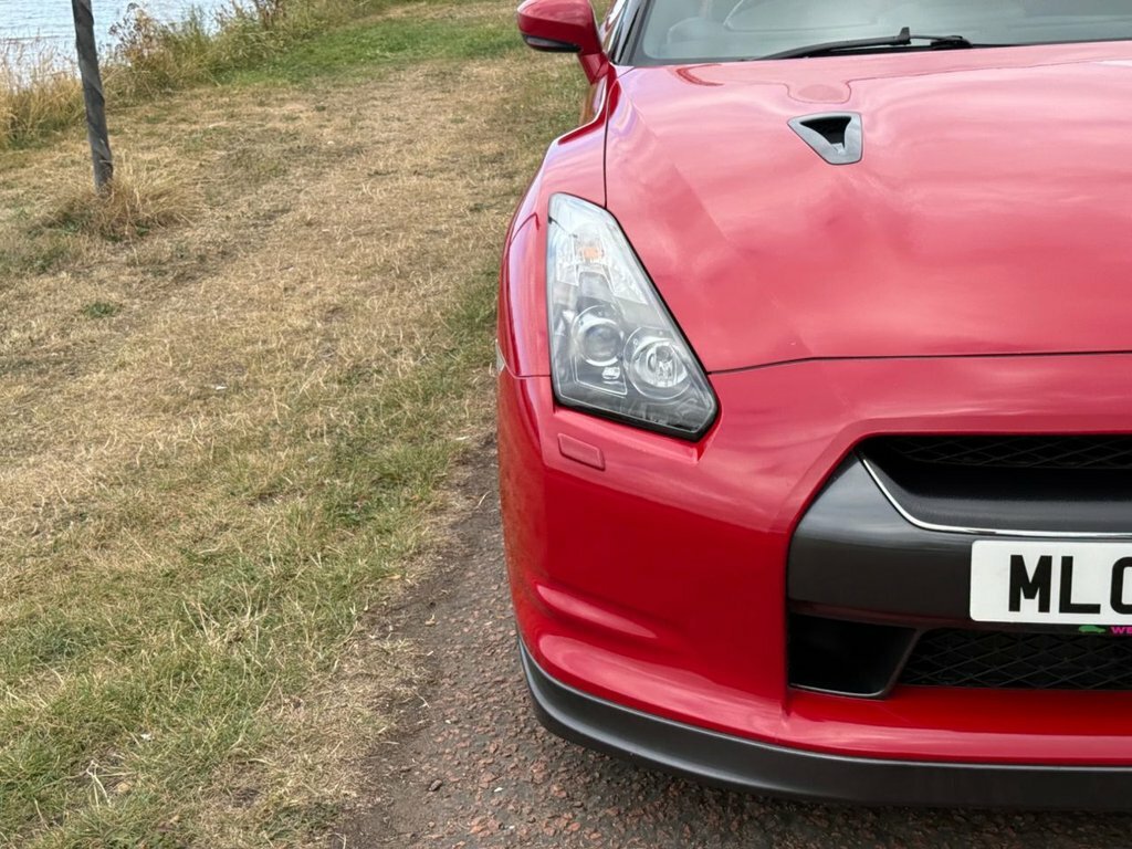 Nissan GT-R Black #35