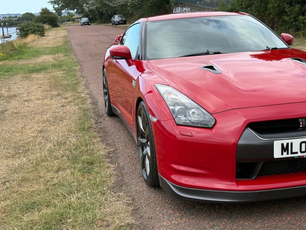 Nissan GT-R Black #36