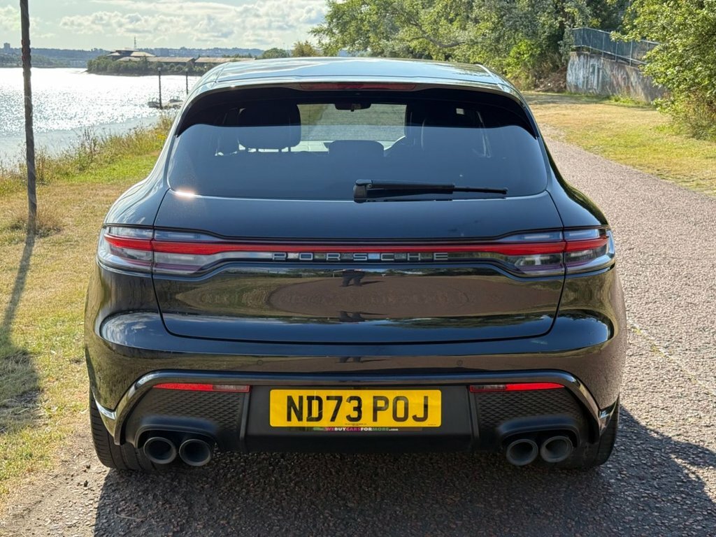 Porsche Macan 2L T Black #5