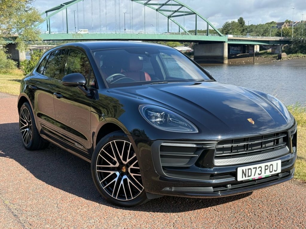 Porsche Macan 2L T Black