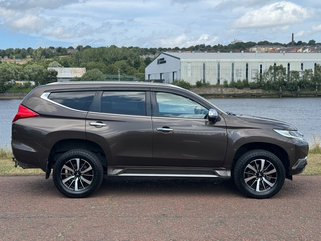 Mitsubishi Shogun Sport 2.4L 4 Brown #4