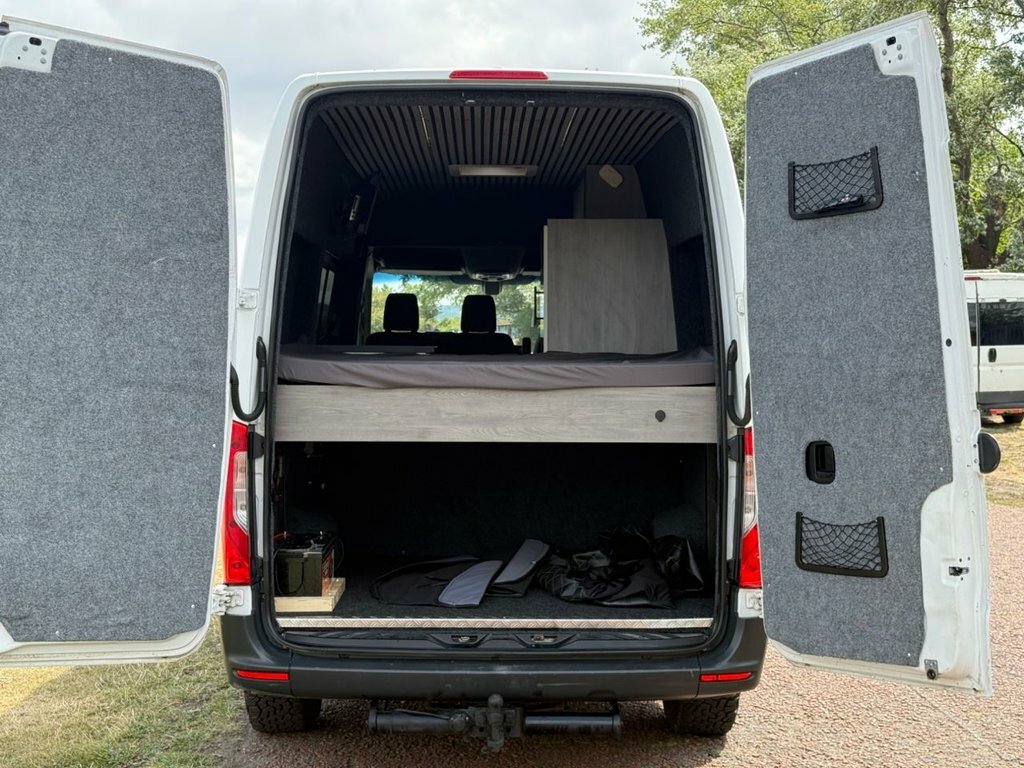 Mercedes-Benz Sprinter 2L Progressive White #5