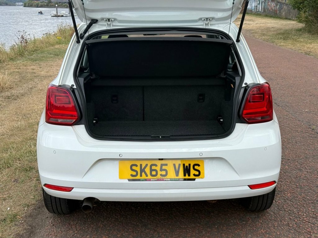 Volkswagen Polo 1.2L Se White #6
