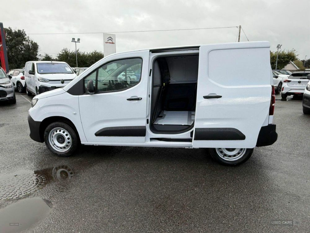 Citroen Berlingo 1.5 Bluehdi 1000 Enterprise Plus M Swb Euro 6 S S EYZ1821 White #3