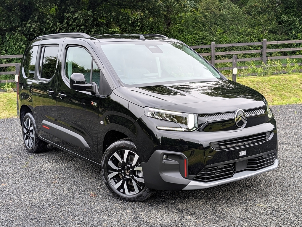 Citroen Berlingo Multispace 1.5Bhdi 130Hp Max Black