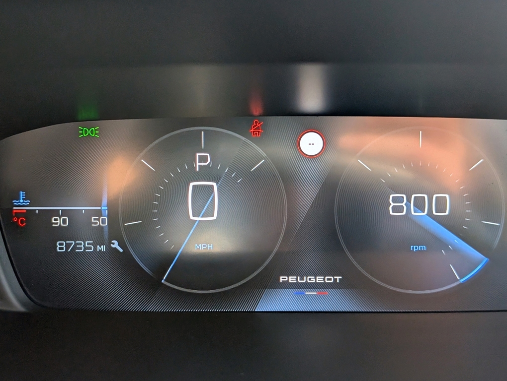 Peugeot 308 1.2 130Hp Allure Premium Red #3