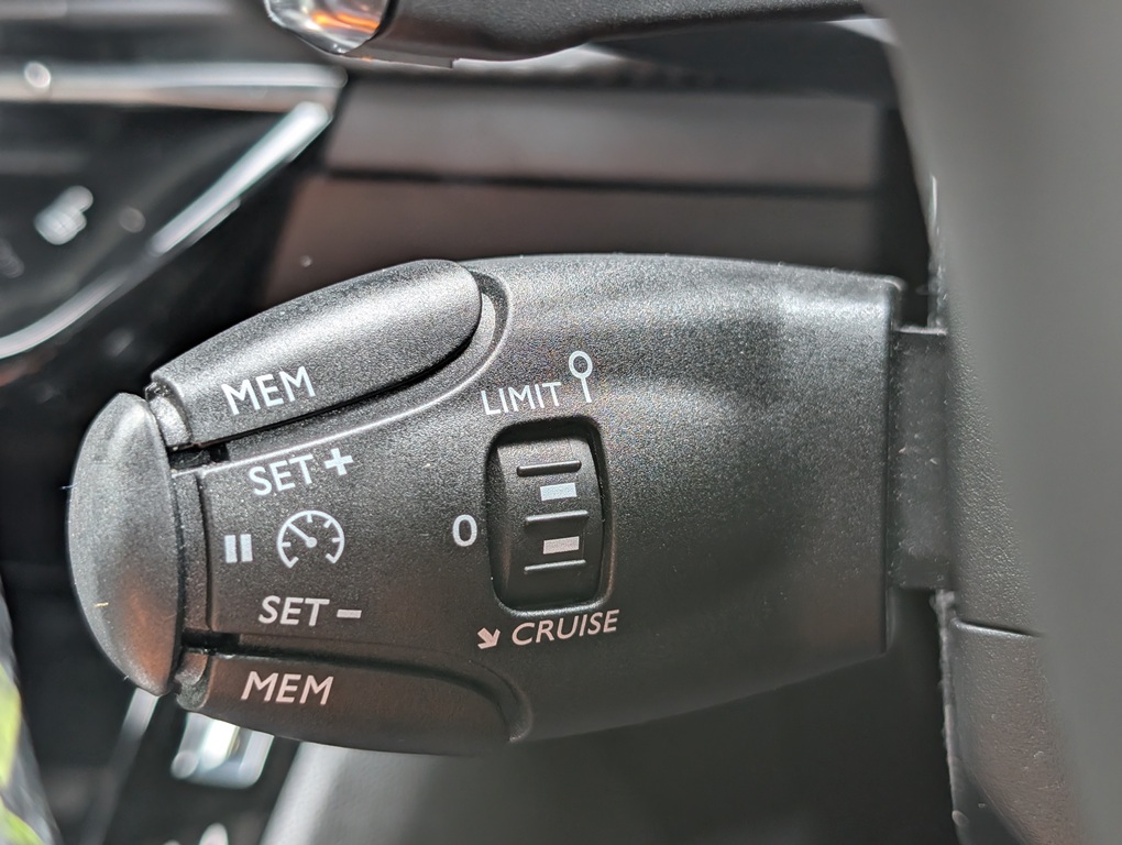 Peugeot 2008 Gt Grey #21