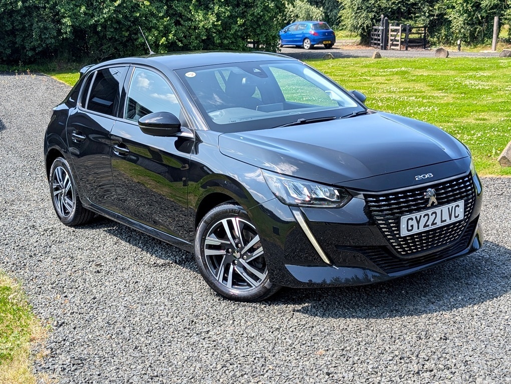 Peugeot 208 1.2 130Hp Allure Premium Black