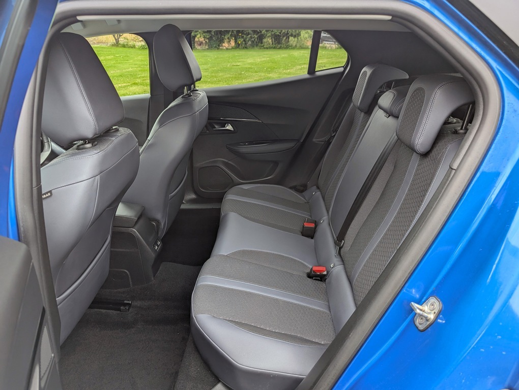 Peugeot 2008 2008 Allure Premium Puretech Ss Red #14