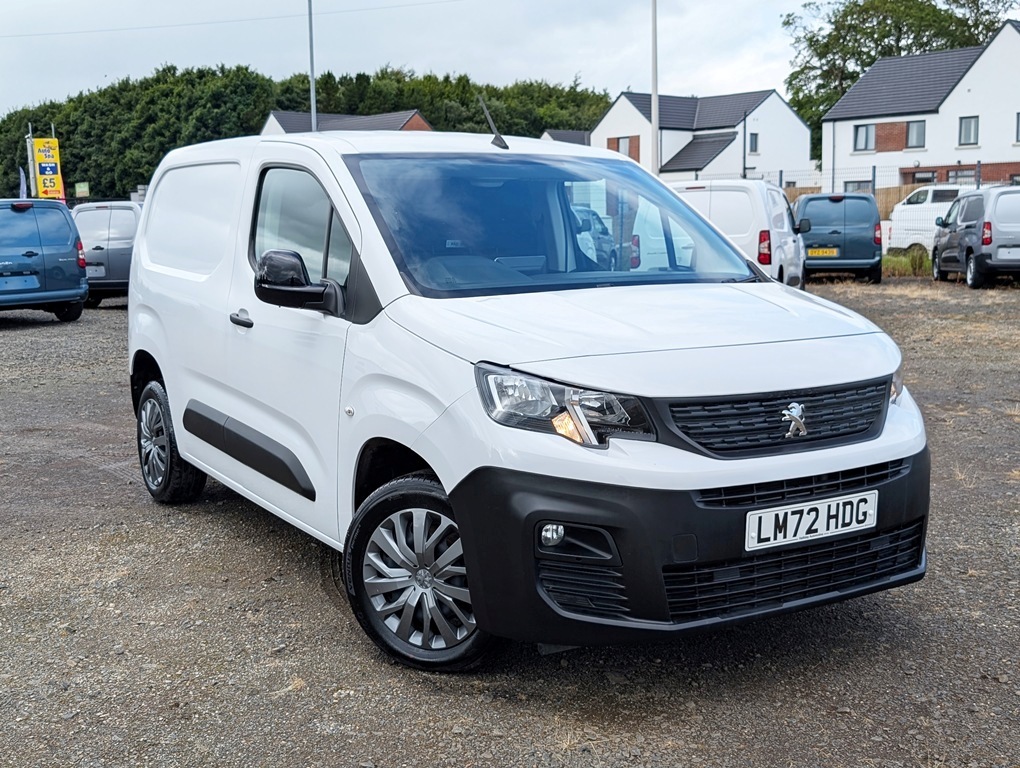 Peugeot Partner 1.5Bhdi 100Hp Professional Premium White