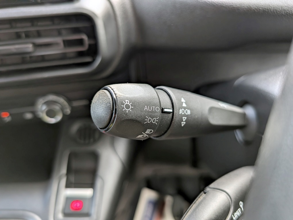 Peugeot Partner Professional Premium White #19