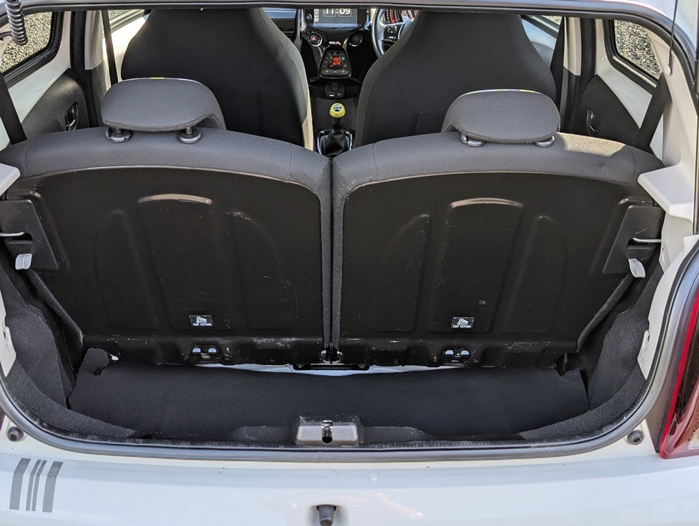 Peugeot 108 1.0 72Hp Collection White #6
