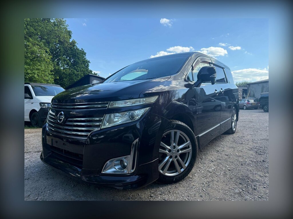 Nissan Elgrand 8 Seater Mpv Purple #2