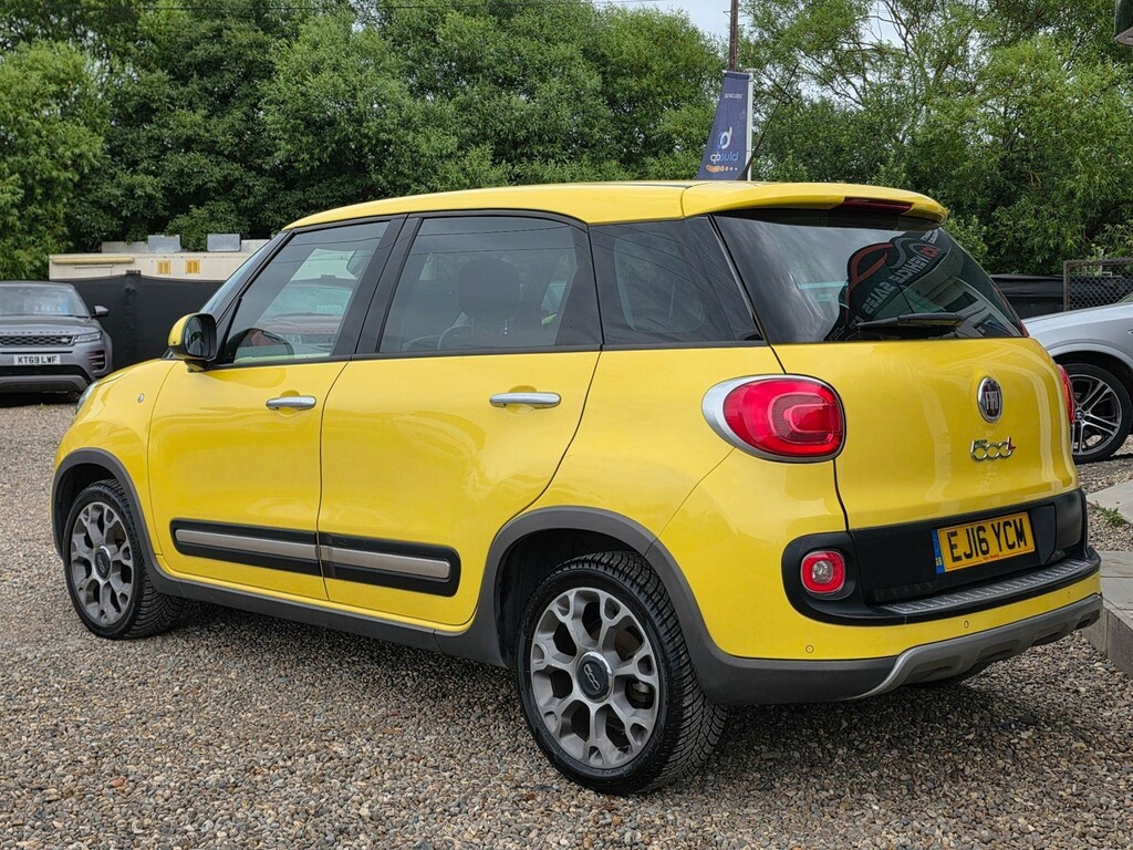 Fiat 500L Multijet Trekking 5-Door White #8