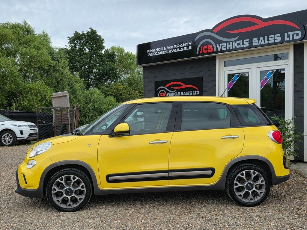 Fiat 500L Multijet Trekking 5-Door White #11