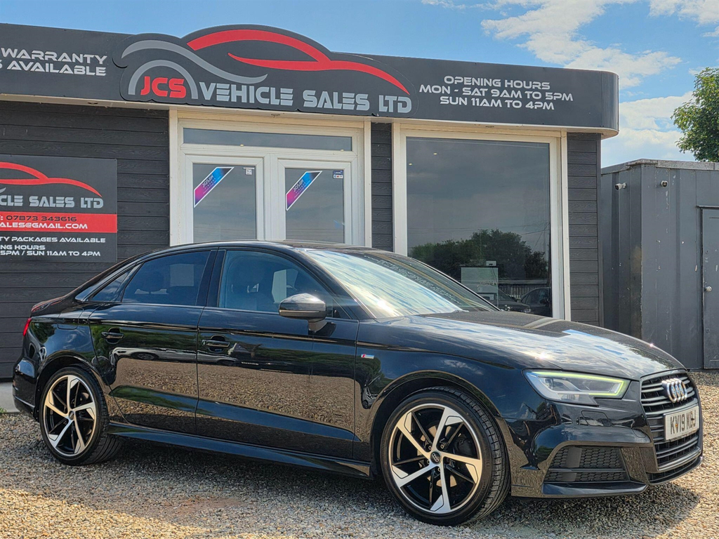 Audi A3 1.5 Tfsi Cod 35 Black Edition S Tronic Euro 6 Ss KV19MBJ Black #2