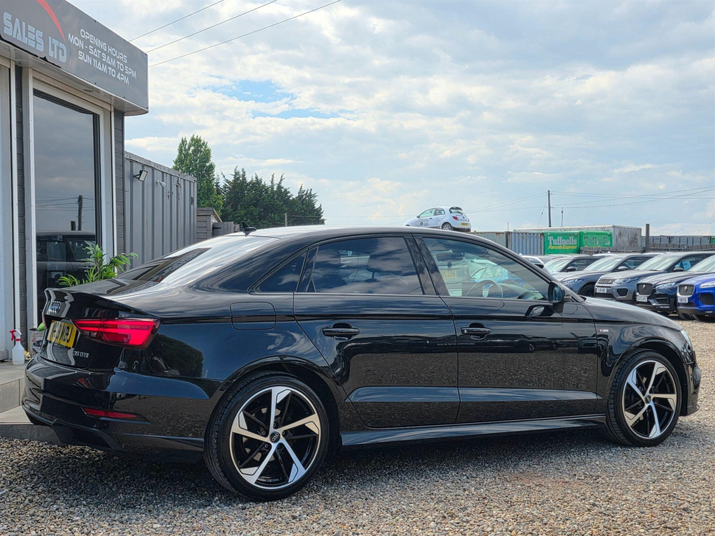 Audi A3 1.5 Tfsi Cod 35 Black Edition S Tronic Euro 6 Ss KV19MBJ Black #5