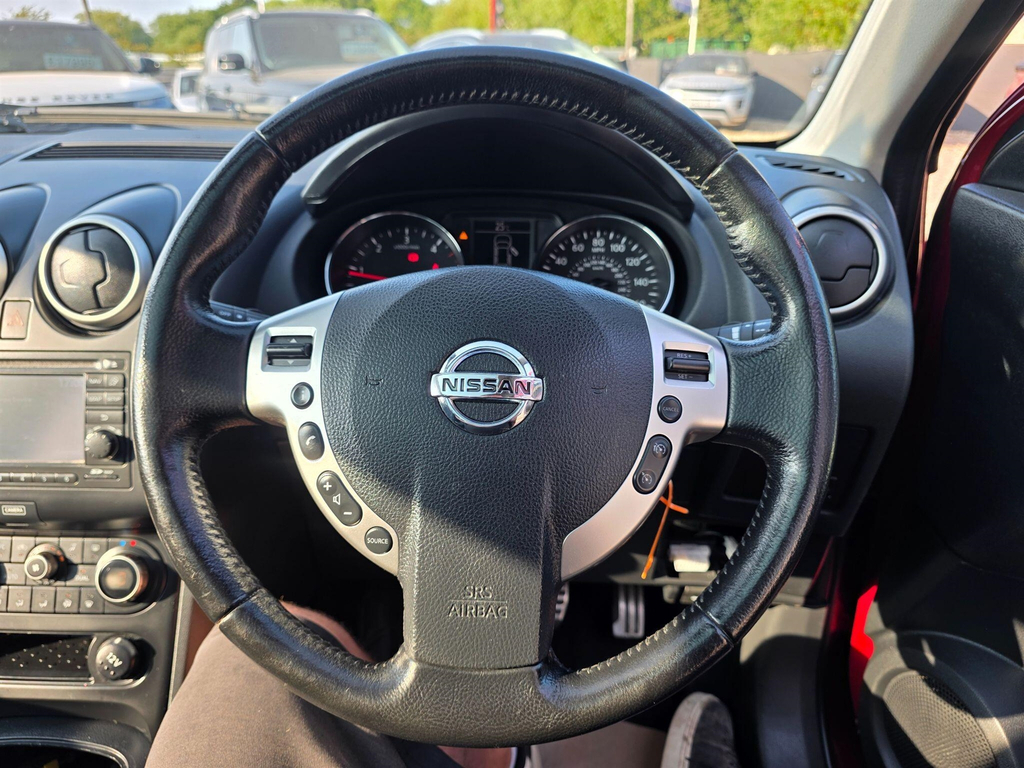 Nissan Qashqai 1.5 Dci N-tec 2Wd Euro 5 Red #34