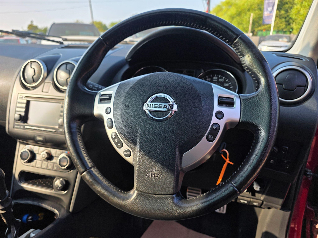 Nissan Qashqai 1.5 Dci N-tec 2Wd Euro 5 Red #25