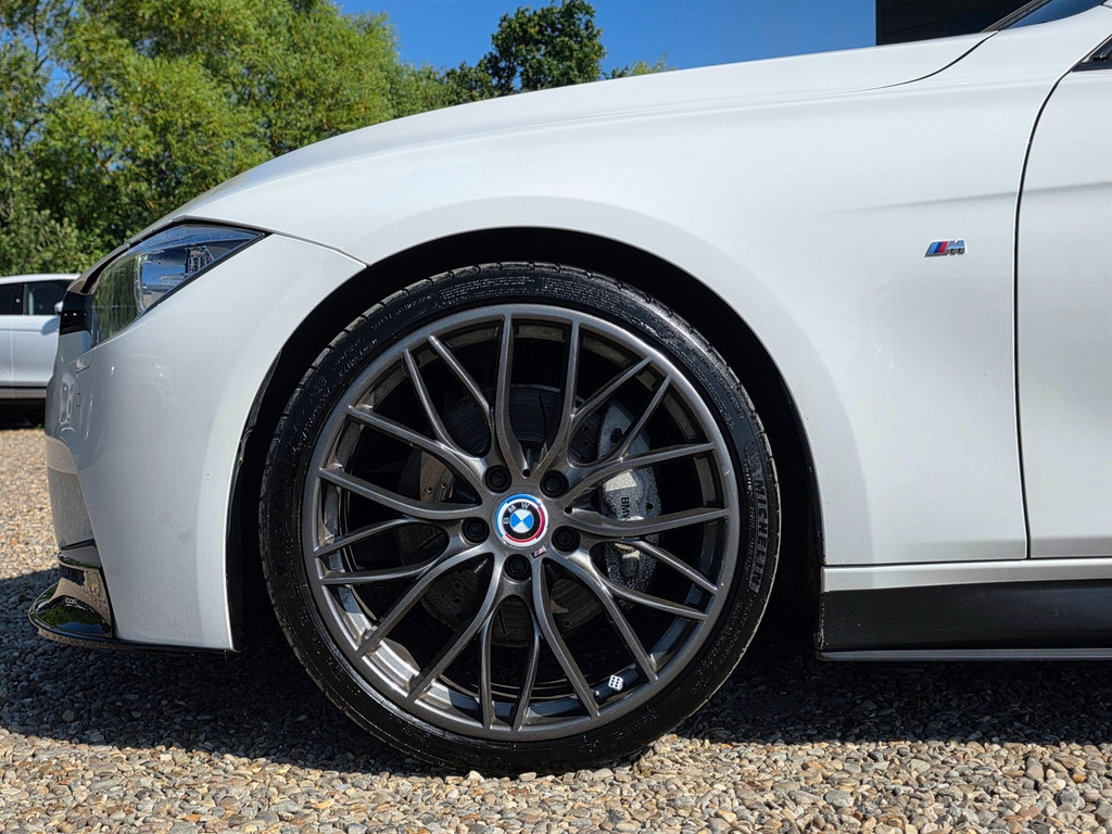BMW 3 Series 320D Efficientdynamics White #24